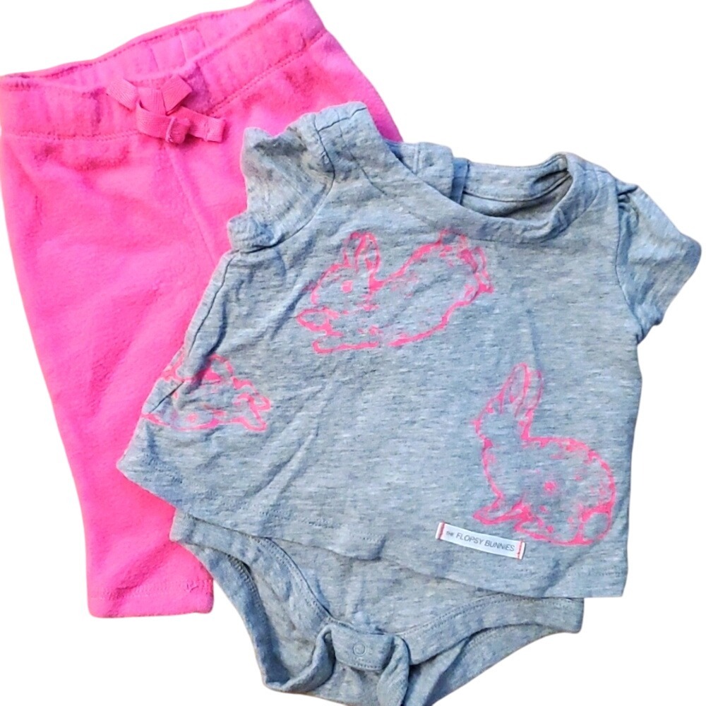 Gap Beatrix Potter Flopsy Bunnies Onesie Shirt and Pants 0-3M